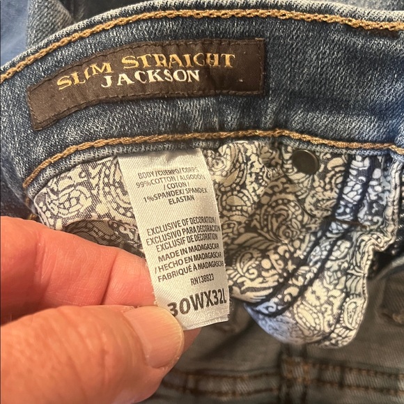 CODY JAMES Women’s Straight Leg Jeans in Light Blue Wash - Picture 10 of 10